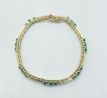 Load image into Gallery viewer, Emerald Gemstone Geometric Bracelet